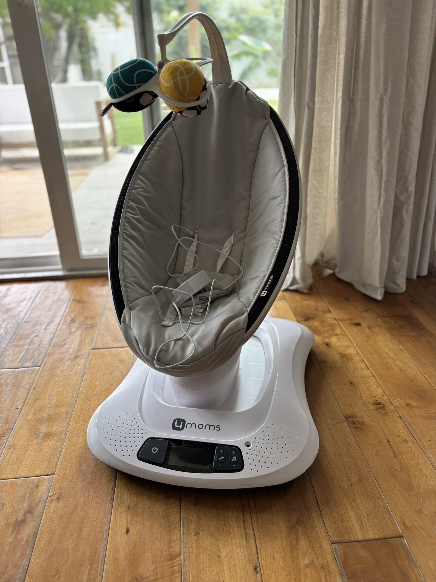 Infant Baby Swing Mamaroo