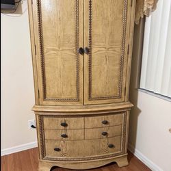 Dresser/ Armoire 