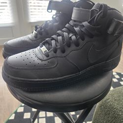 Brand NEW AIR FORCE 