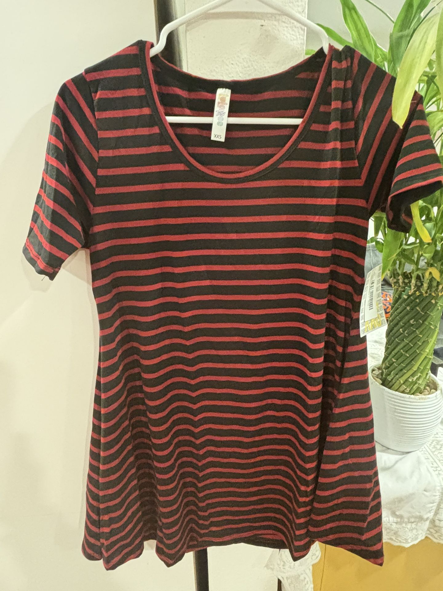 Lularoe Perfect T Shirts 