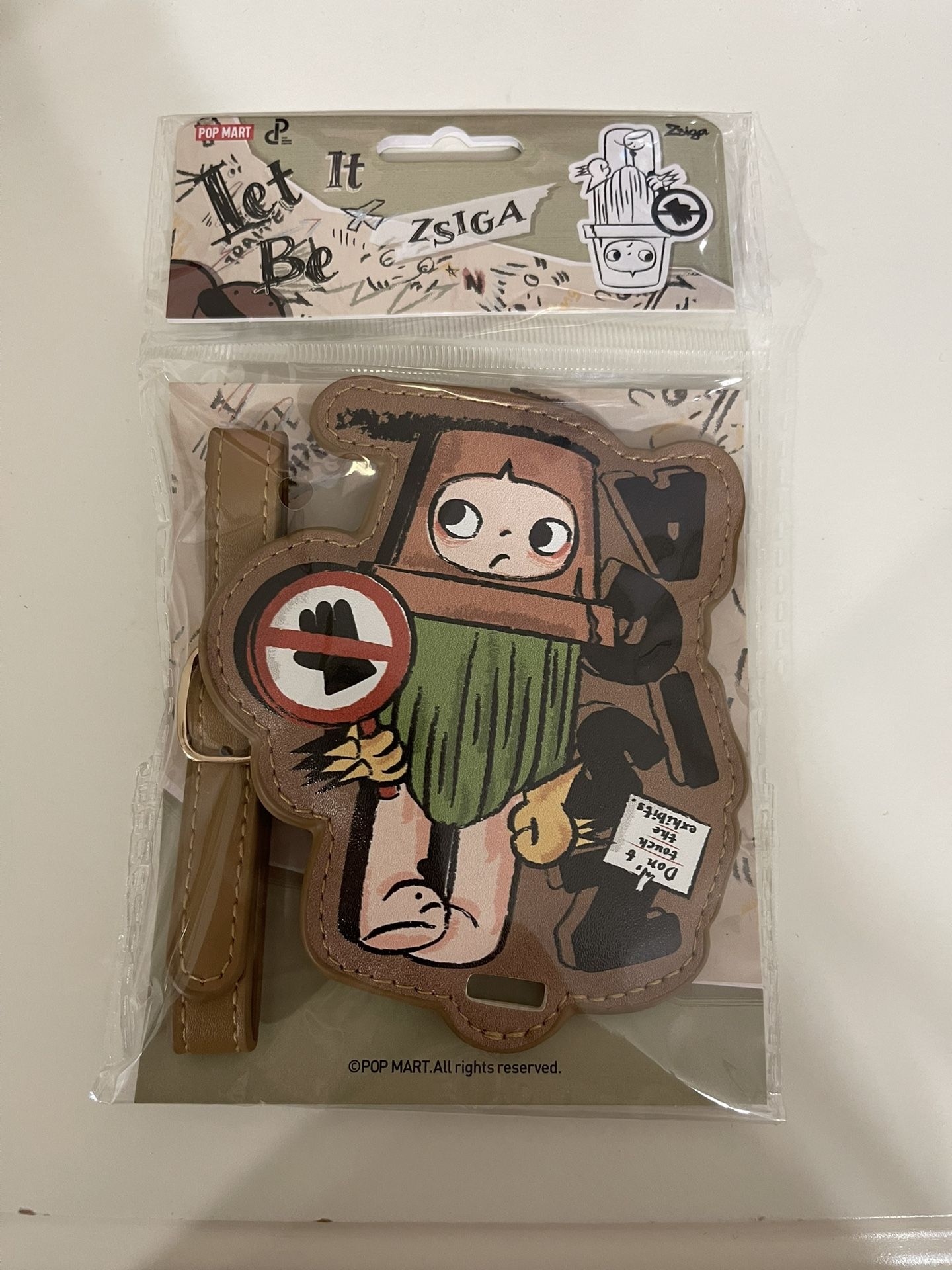 Luggage Tag Holder