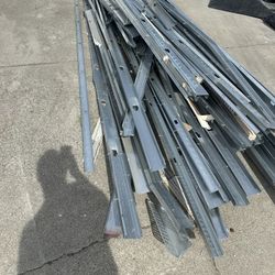 Used Metal Studs 
