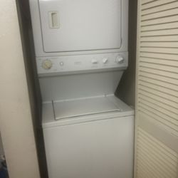 Stackable washer and Dryer