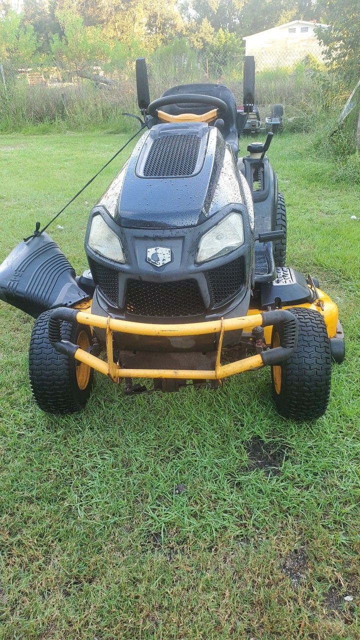 Craftsman Riding Lawn Mower