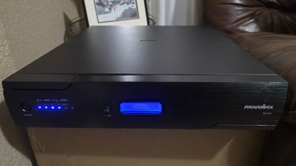 Panamax MB1500 Uninterruptible power supply (UPS), voltage regulator, and power conditioner