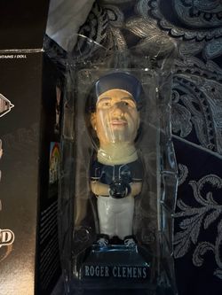 Roger Clemens 2002 Bobble head Yankees Red Sox NIB 