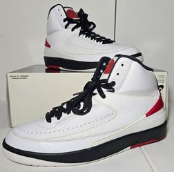 Nike Air Jordan 2 Retro OG Chicago men's size 10.5