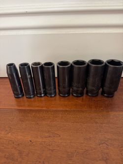 Husky deep sockets 1/2” drive 8 piece