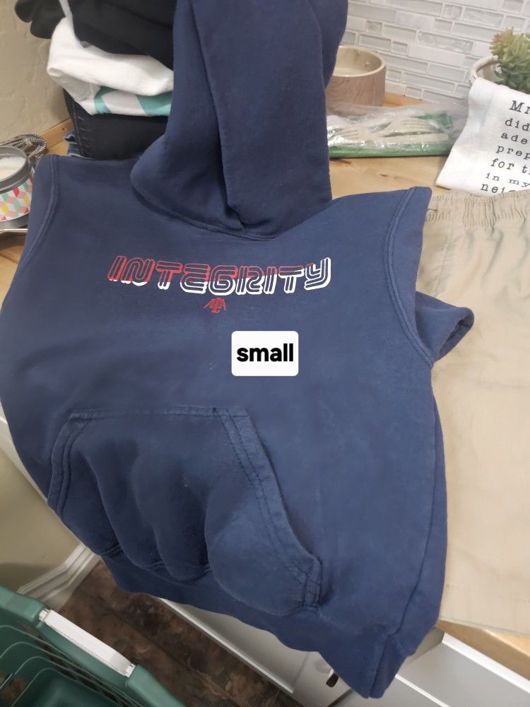 ALA Sweatshirt And Uniform Bottoms
