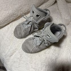 Jordan 6  Retro  Size 3Y