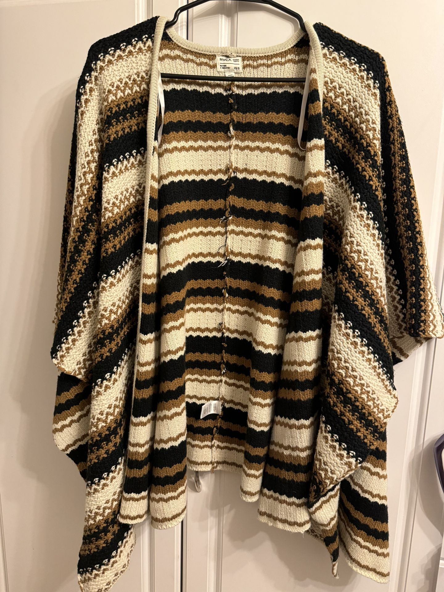 RVCA Turkic Poncho Crochet Sweater XS/S 