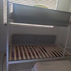 Ikea bunkbed frame  - cama  litera con un colchon - (with 1 mattress included )