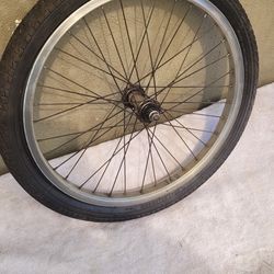 20 INCHES  FRONT RED LINE RIM  NO TIRES BMX PARTS  WILL DELIVER DEPENDING WERE YOUR LOCATED AT