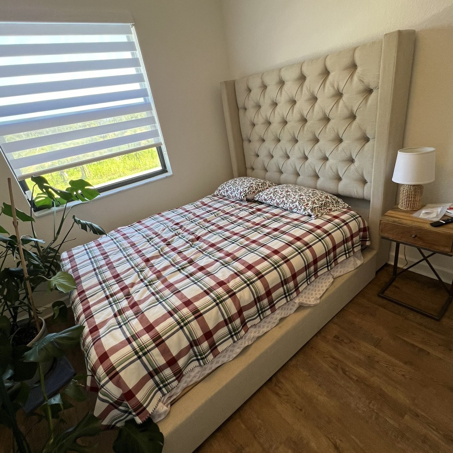QUEEN BED - frame + mattress