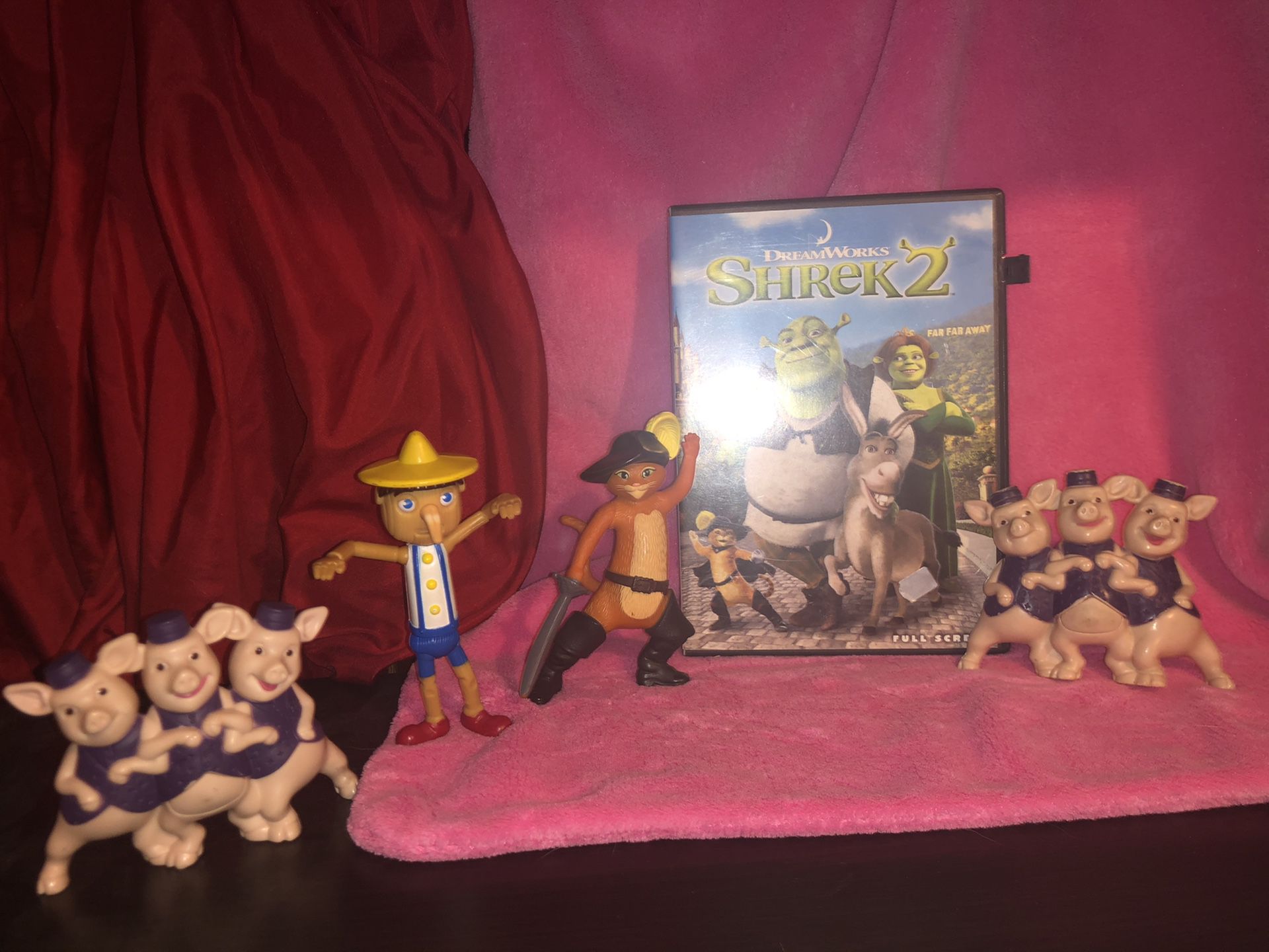 Shrek Lot sale ! Zorro the cat, Pinocchio, three little pigs happy meal toy figurines and Shrek 2 DVD lot sale!