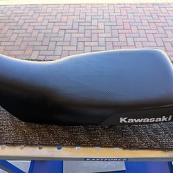 Kawasaki KLR 650 Seat