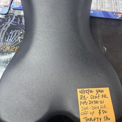 R1 seat, front 2009-2014 Yamaha R1