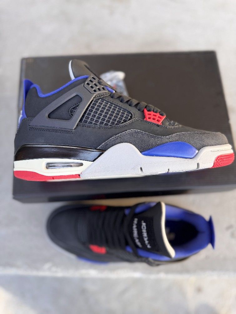 Air Jordan 4