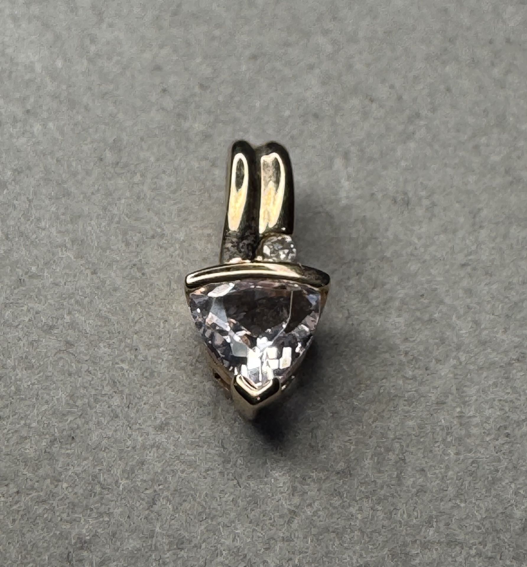 10K Solid Rose Gold Trillion Lavender Crystal Pendant .9g