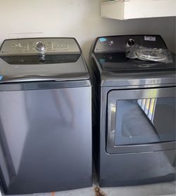 LG WASHER AND DRYER