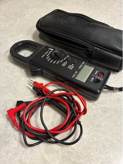Amprobe ACDC-610 Clamp Meter