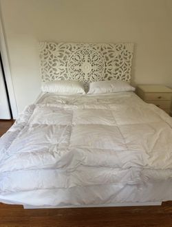 Urban Outfitters Boho White Queen/Full Headboard with Queen White Platform Bed