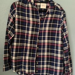 Woman’s Plaid Shirt 