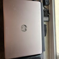 HP 15-EF0025WM 15.6" Laptop Pink (AMD Ryzen 5-3500U @2.10GHz, 8GB RAM 256GB SSD)