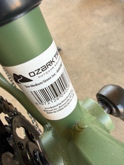 Gravel g1 explorer medium . Flat bar and drop bar