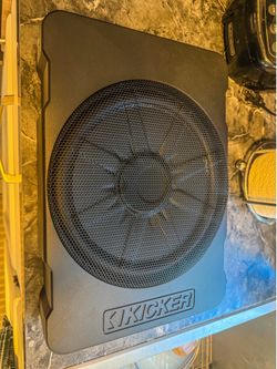 KICKER 51HS10 Hideaway Compact Powered Subwoofer, 10- Inch