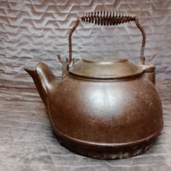 Lodge Tea Kettle