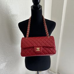 Chanel Leather Crossbody Bag for Sale in Palm Bay, FL - OfferUp