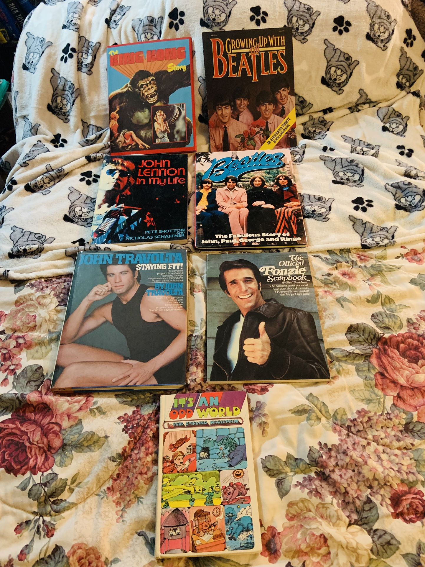Vintage Pop Culture Coffee Table Books On Movies And Stars From 70s And 80s.. $15 Each Puns And John Lennon Is Sold.