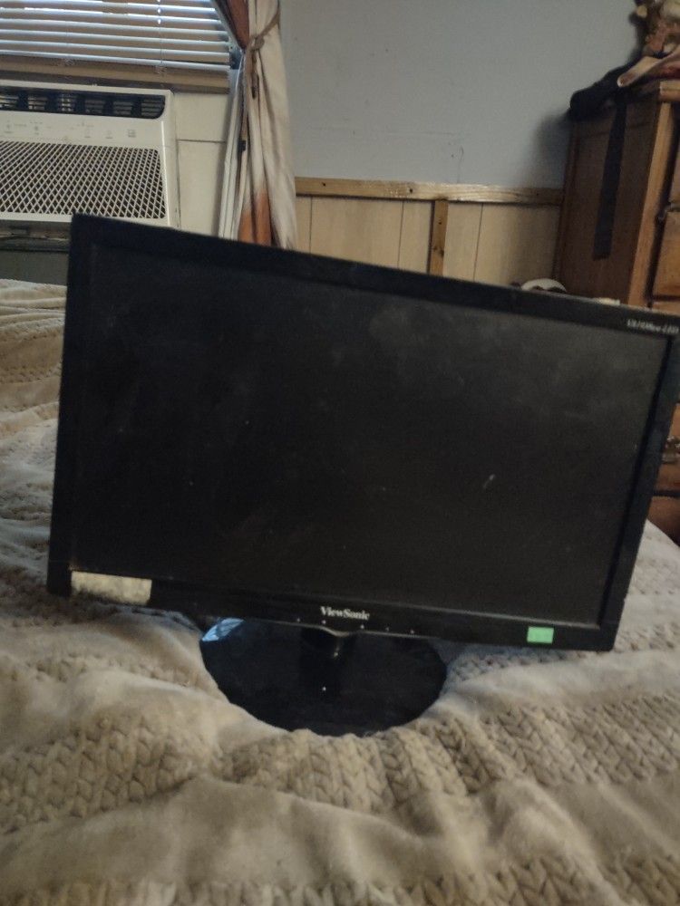 Sonic computer Monitor 19"