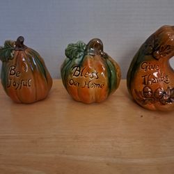 VJV-Fall miniature ceramic pumpkins with sayings