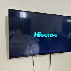 Hisense 44” Tv