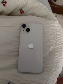 iPhone 14 comes in the original box