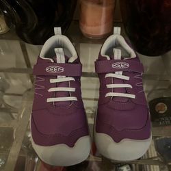 Keen Girl Shoes Size 3 