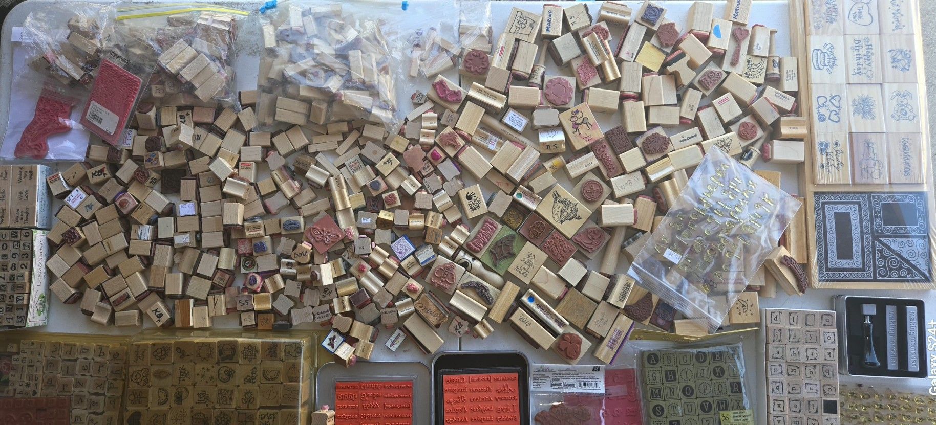 HUGE LOT OF VINTAGE RUBBER STAMPS DISCONTINUED - www.stlouis.ac.tz display picture 1