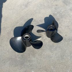 Volvo Duel Props