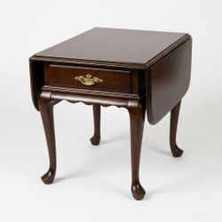 Vintage Ethan Allen Solid Cherry Wood Queen Anne Style Drop Leaf Side Table
