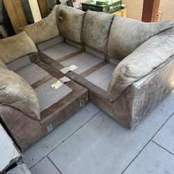 FREE COUCH COME PICK UP