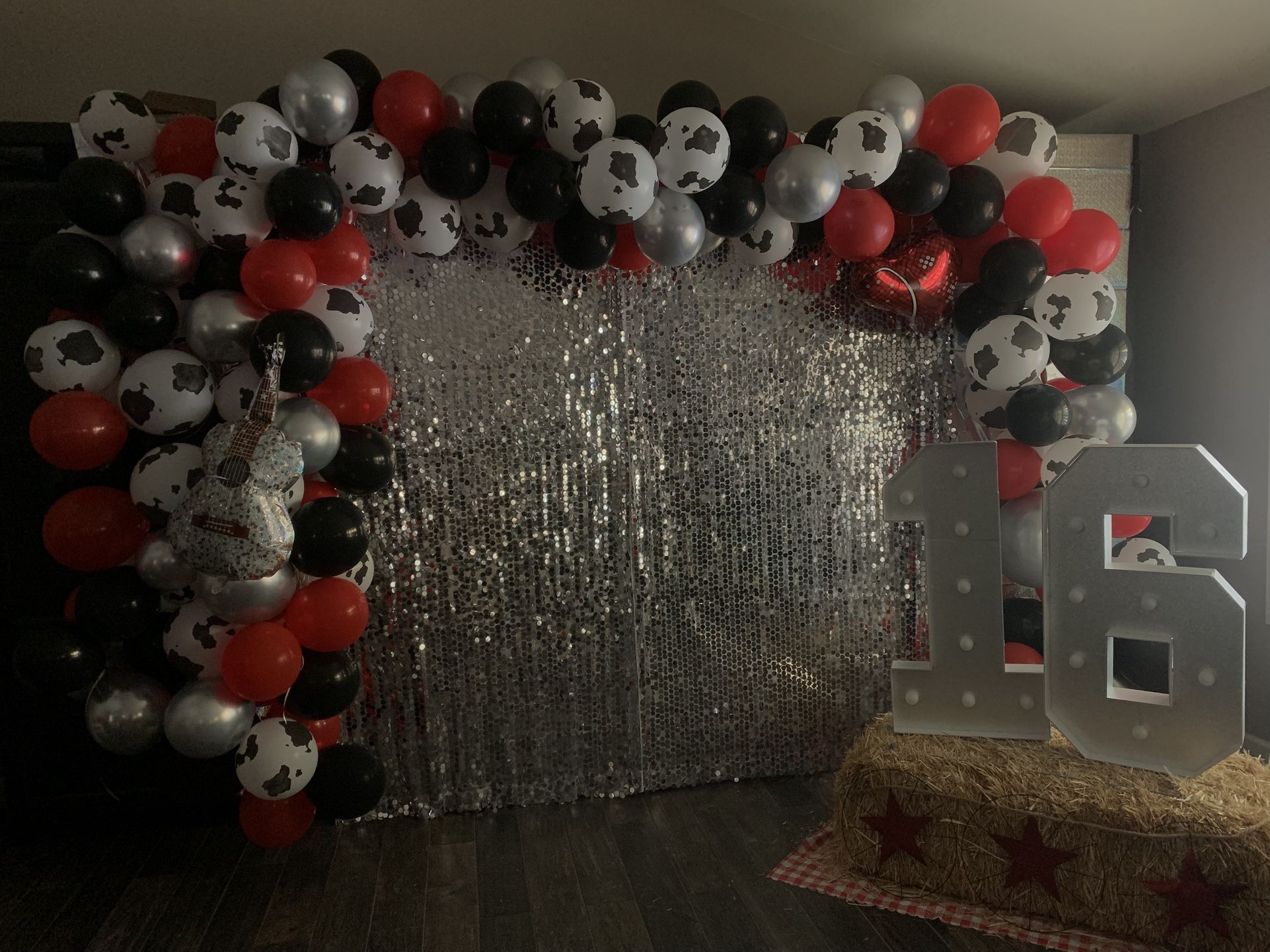 Western Balloon Arch