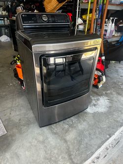 Dryer in good condition.