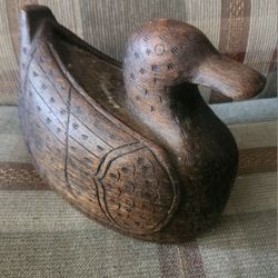 Rare Mid-Century Hand Carved Duck w/Hidden Compartment!