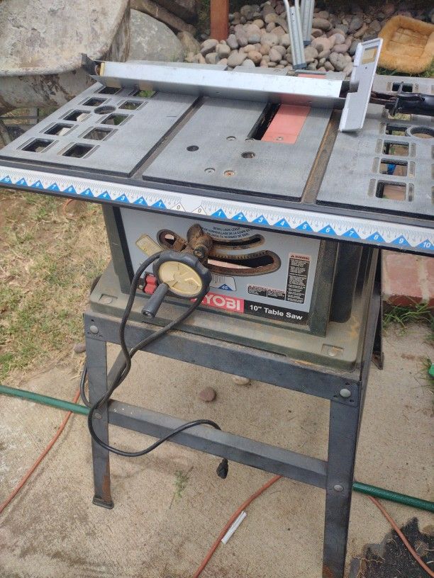 Ryobi 10 inch Table Saw