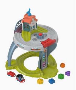 Thomas and Friends -My First Train Table