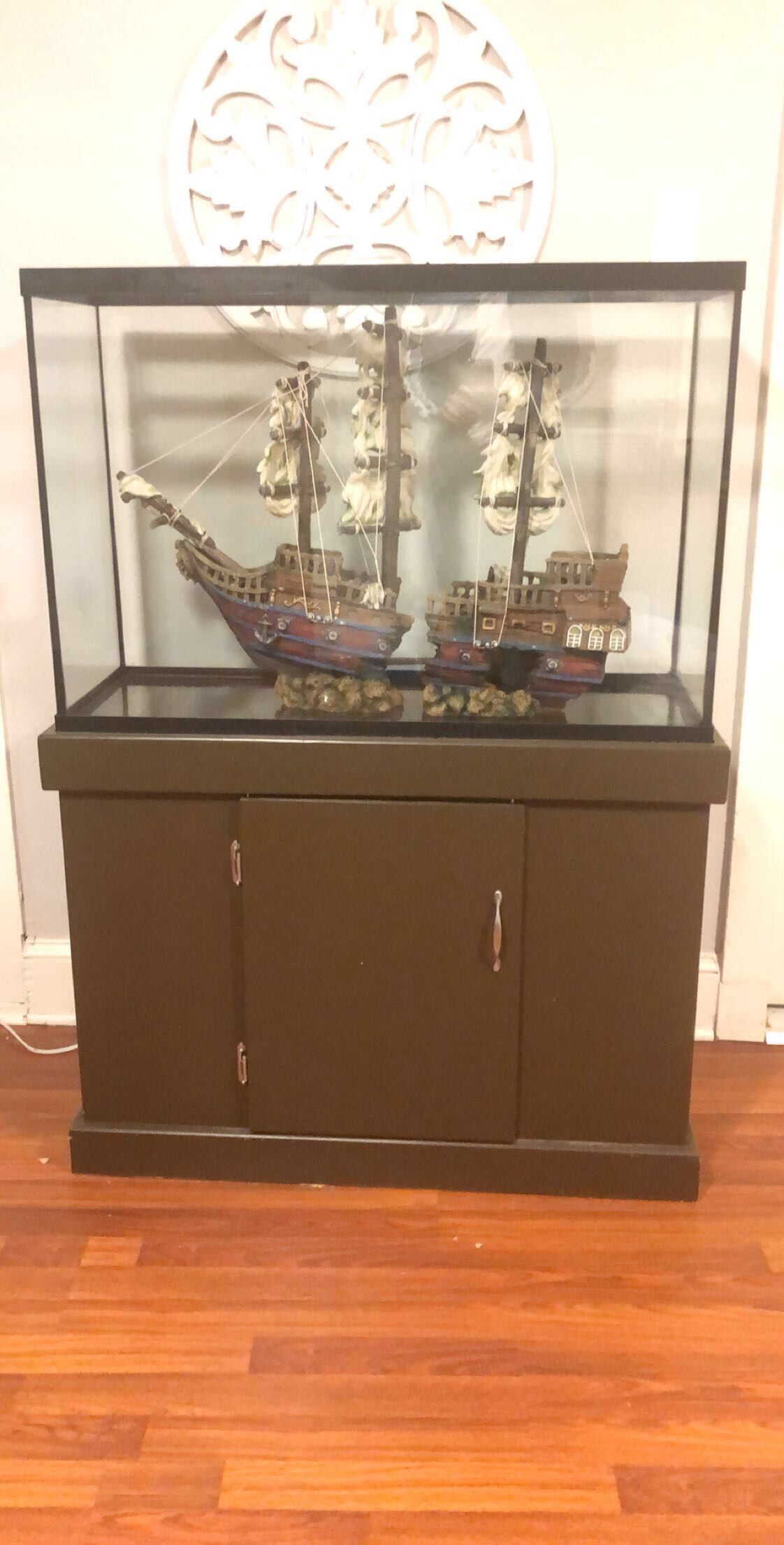 45 Gallon Marine-land Fish Tank