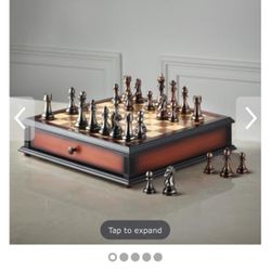 The Kasparov Grandmaster Chess Set