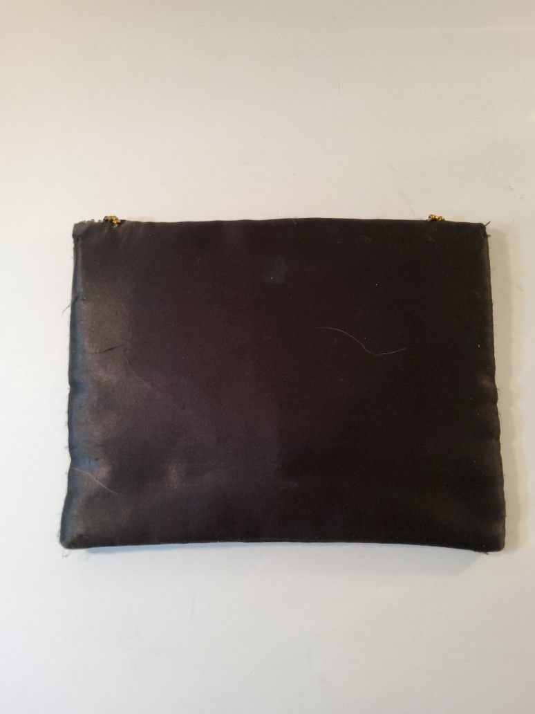 A Beautiful Makeup Bag Or Night Purse . Check Size .
